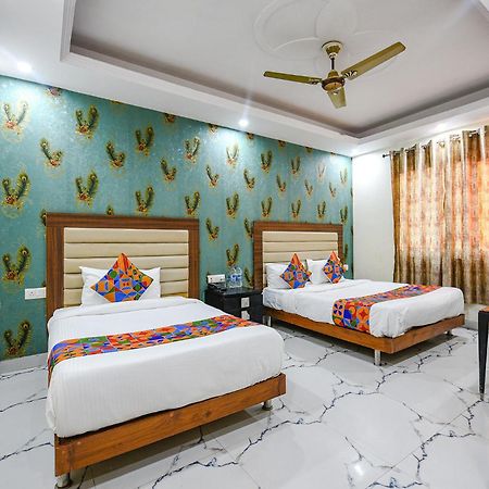 Fabexpress Shanti Stay Нью-Дели Экстерьер фото