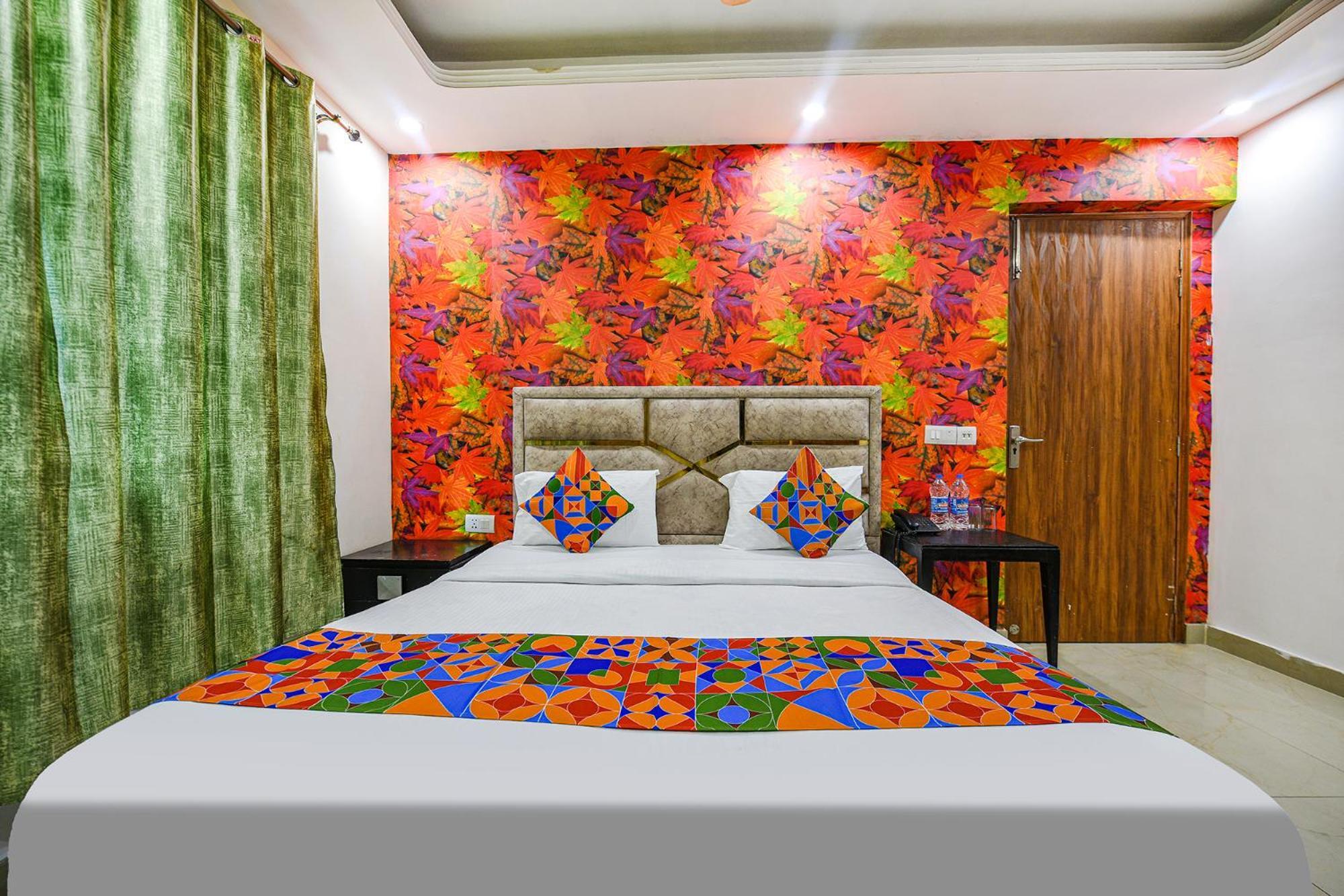 Fabexpress Shanti Stay Нью-Дели Экстерьер фото
